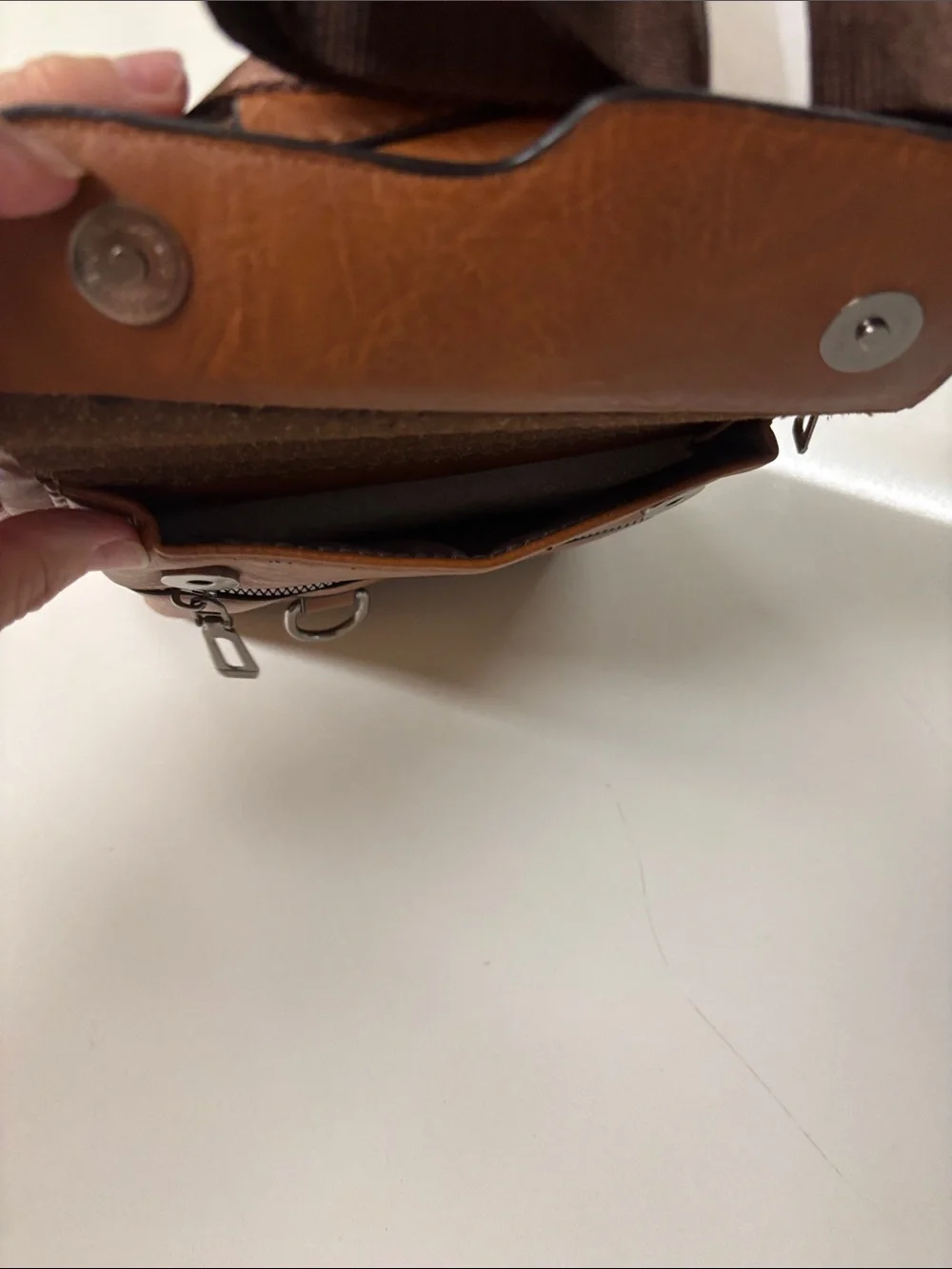Weixier new Tan Leather Crossbody Men's Bag
